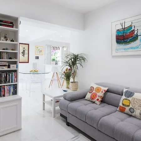 Welcome To Port - Ac, Garden, Port 2 Min Walk Apartment Nice